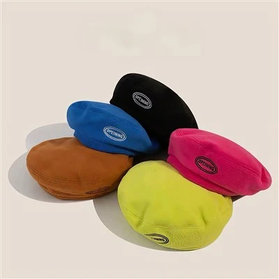 Beret Wanita